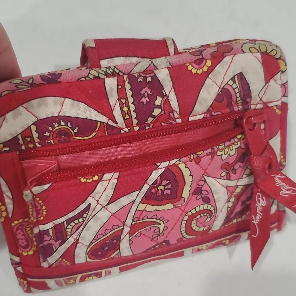 Vera Bradley Rosy Posies Wallet RETIRED